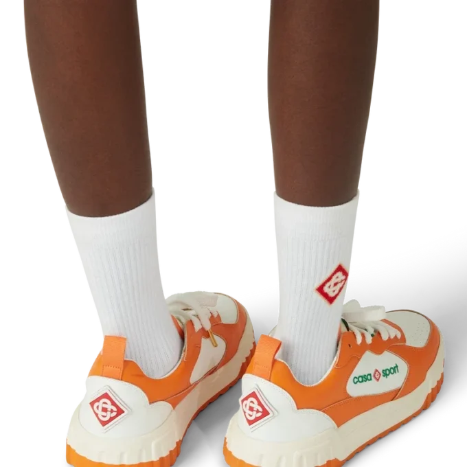 Baskets Court orange et blanches pour homme