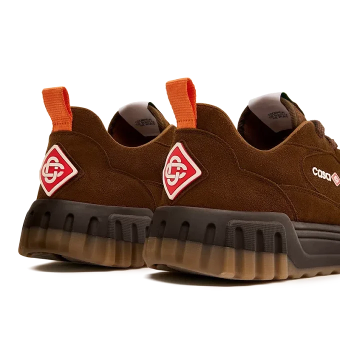 Baskets Court en daim marron pour femme