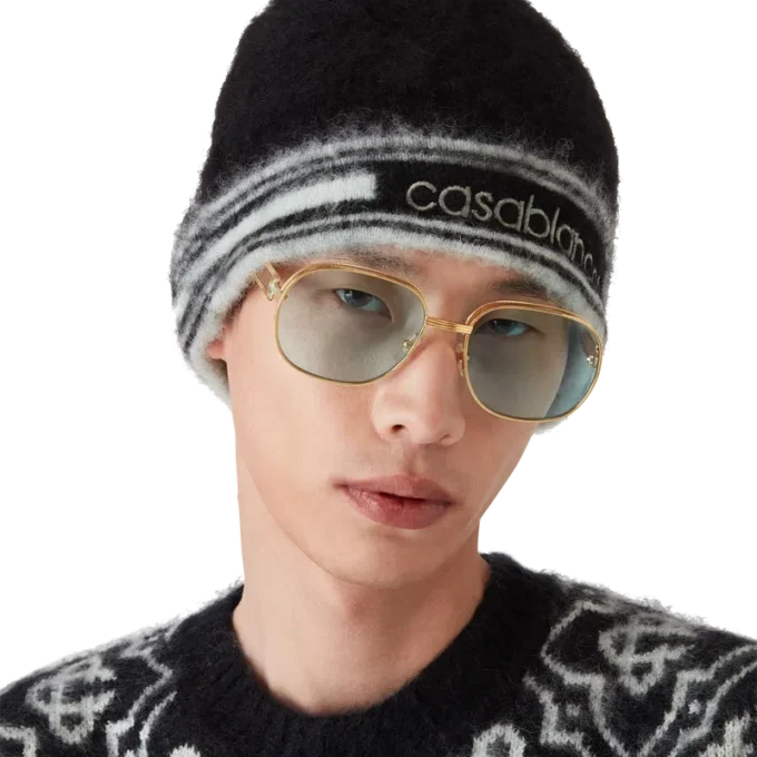 Bonnet en mohair à rayures