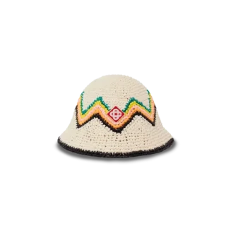 Chapeau en raphia crocheté