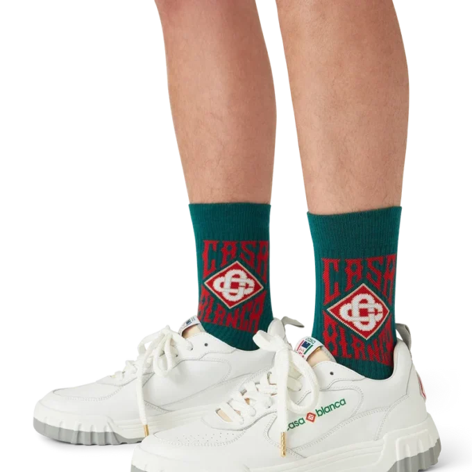 Chaussettes avec logo gothique