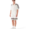 Chemise de tennis à manches courtes en coton crocheté Chemise de tennis à manches courtes en coton crocheté