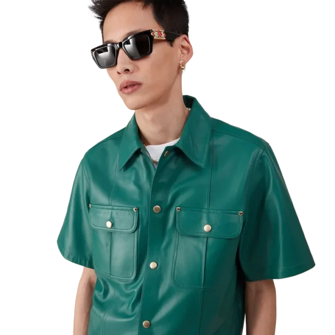 Chemise en cuir à manches courtes Chemise en cuir à manches courtes