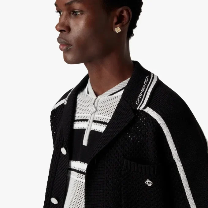 Chemise en maille à manches courtes noire en shorts Chemise en maille à manches courtes noire en shorts