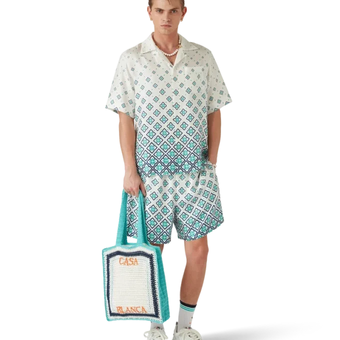 Chemise en soie à manches courtes et monogramme dégradé Chemise en soie à manches courtes et monogramme dégradé