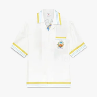 Chemise en soie à manches courtes « White Tennis Landscape » en shorts