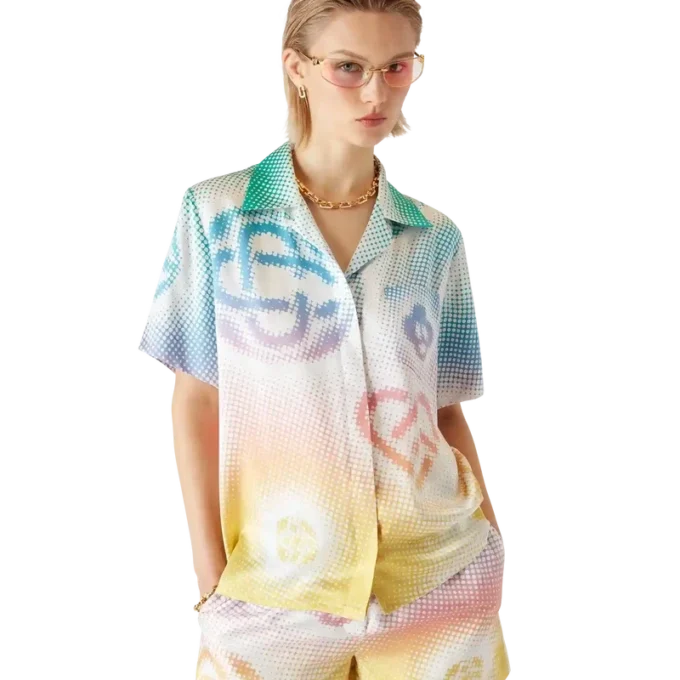 Chemise à manches courtes et col cubain avec logo en demi-teintes