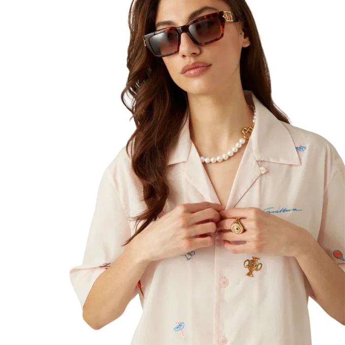 Chemise à motif brodé