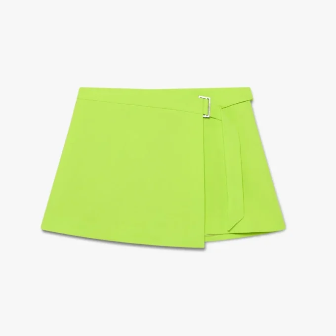 Mini-jupe en crêpe vert