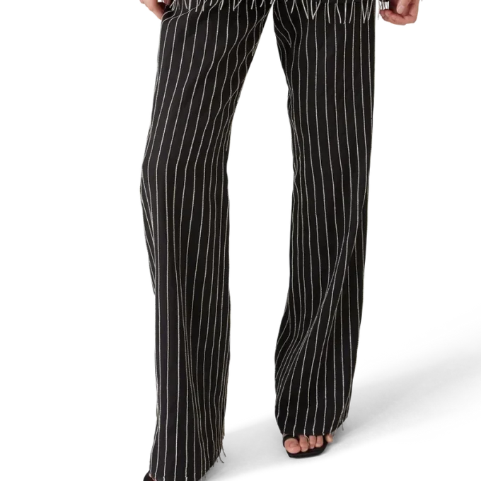 Pantalon ajusté orné de cristaux Pantalon ajusté orné de cristaux
