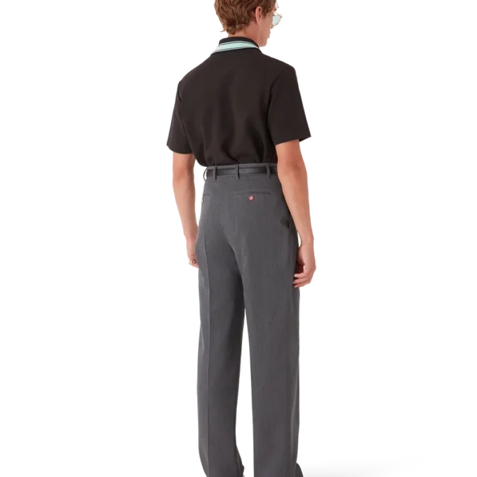 Pantalon de costume en laine avec passants de ceinture Pantalon de costume en laine avec passants de ceinture