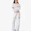 Pantalon de survêtement court gris brodé Pantalon de survêtement court gris brodé