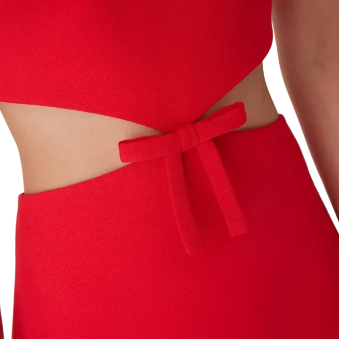 Robe à découpes Robe à découpes