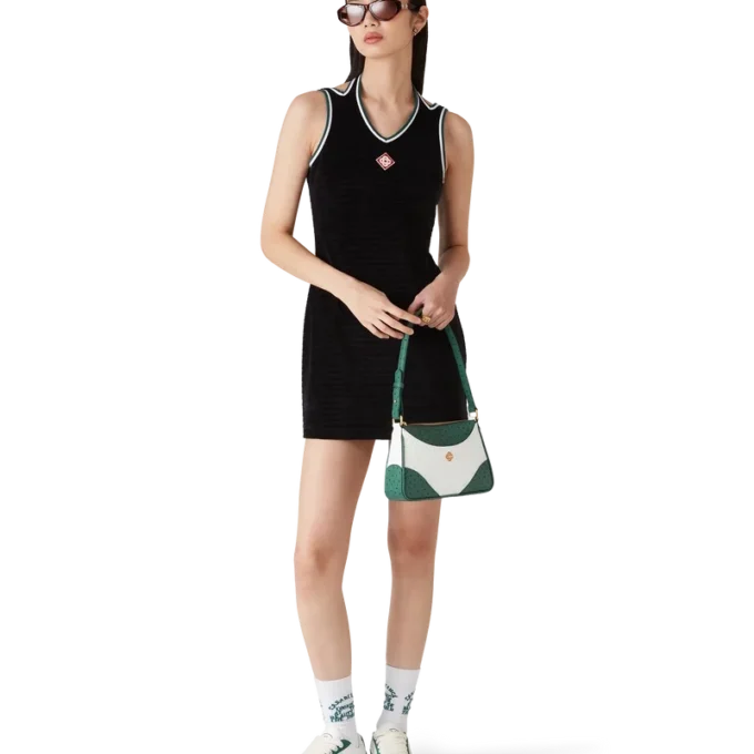 Robe de tennis en velours texturé