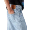 Shorts en denim orné de cristaux Shorts en denim orné de cristaux