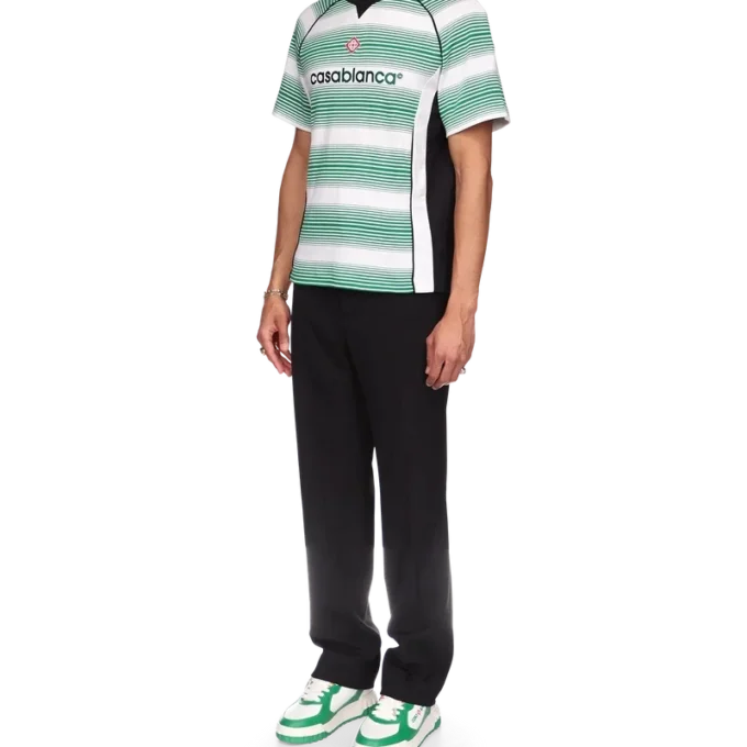 T-shirt de football à empiècements rayés dégradés