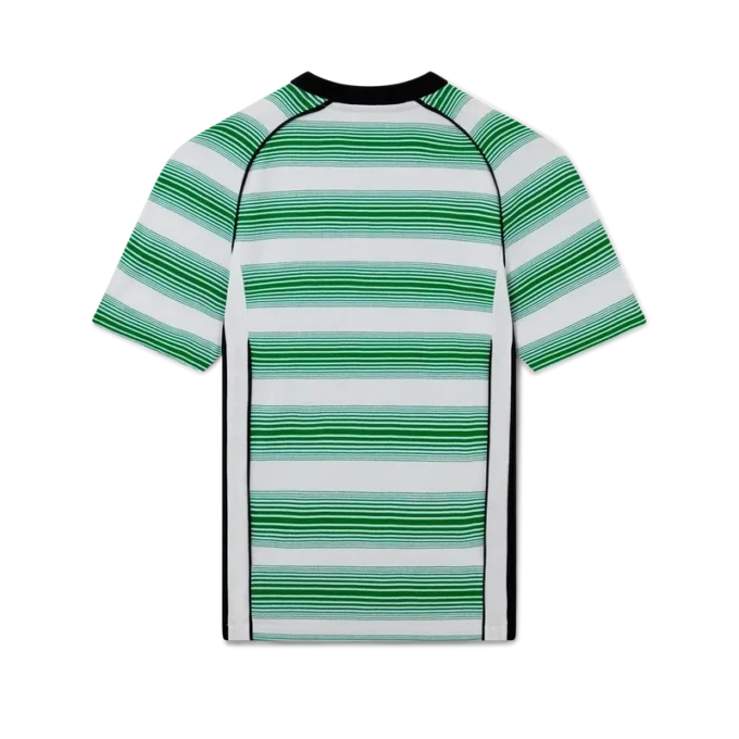 T-shirt de football à empiècements rayés dégradés