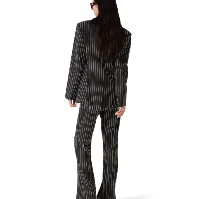 Veste ajustée ornée de cristaux