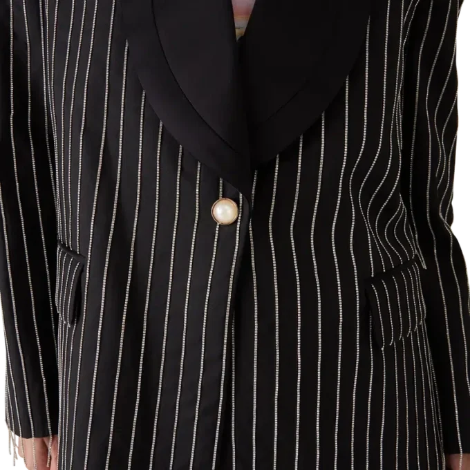 Veste ajustée ornée de cristaux